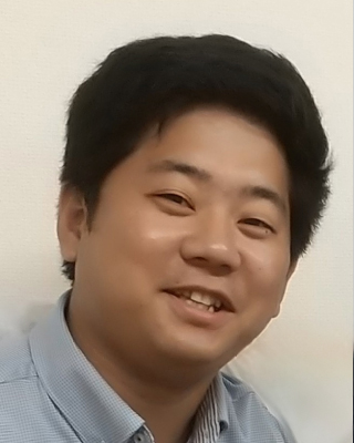 ソフトウェア開発に携わる先輩社員